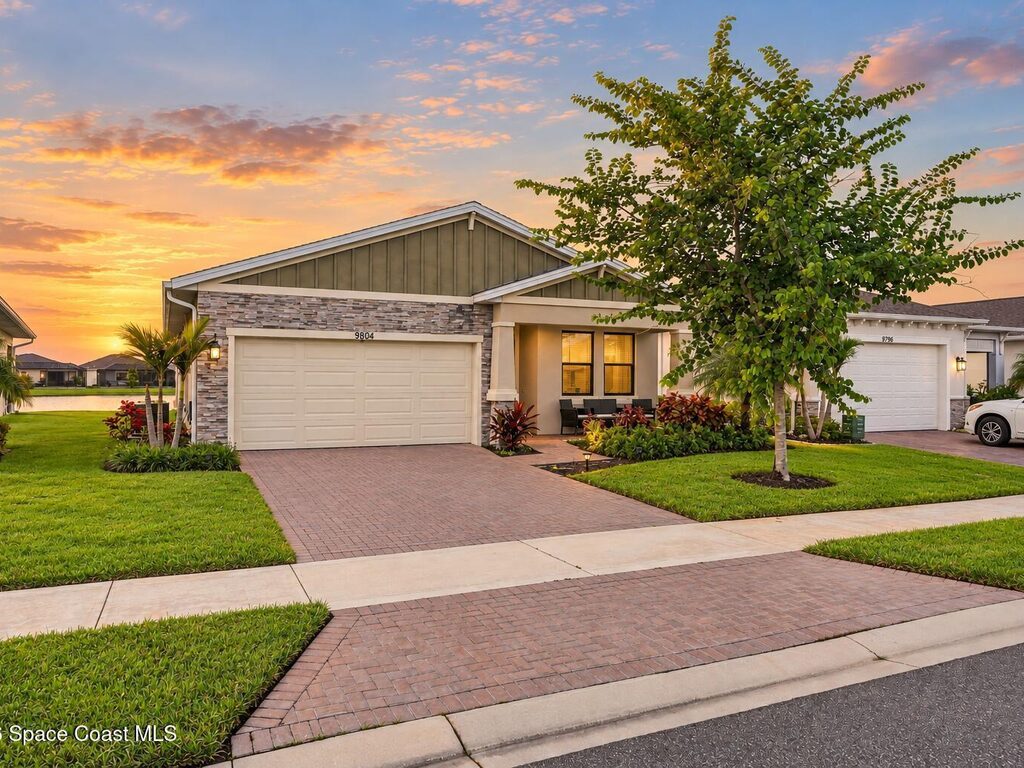 9804 Alister Drive