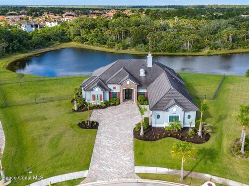 4696 Tea Tree Court