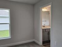 1347 De Groodt Road