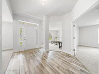 920 Lyons Circle