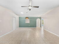 2122 Spring Creek Circle