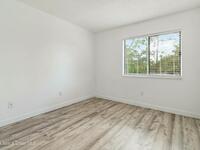 1418 Paley Circle