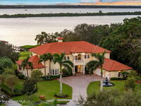 4760 Honeyridge Lane