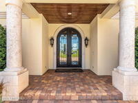 4760 Honeyridge Lane