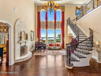 4760 Honeyridge Lane