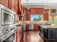 4760 Honeyridge Lane