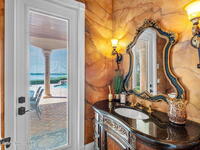 4760 Honeyridge Lane