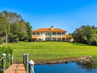 4760 Honeyridge Lane