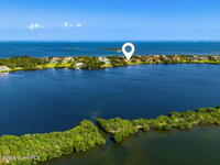 4760 Honeyridge Lane