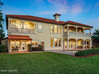 4760 Honeyridge Lane