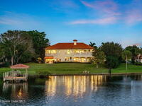 4760 Honeyridge Lane