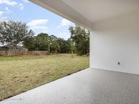 557 Castana Avenue Unit #09