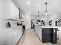 620 Old Country Road