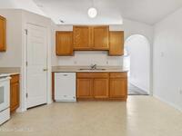 2126 Redwood Circle
