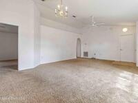 2126 Redwood Circle