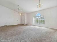 2126 Redwood Circle