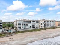 2075 A1a Highway Unit #2302