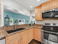 909 Waialae Circle