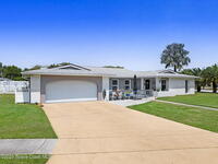 909 Waialae Circle