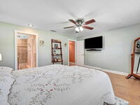 909 Waialae Circle