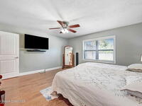 909 Waialae Circle