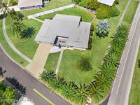 909 Waialae Circle