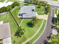 909 Waialae Circle