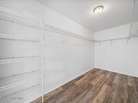 1535 Heartwellville Street