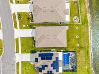 492 Moray Drive