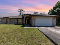 548 Gilbert Drive