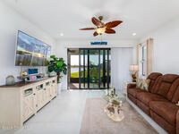 1825 Velky Lane