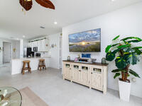 1825 Velky Lane