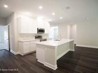 575 Bounty Avenue