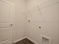 1498 Hayworth Circle