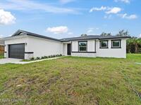 607 Gagnon Street