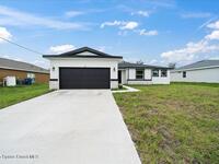 607 Gagnon Street
