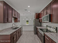 2617 De Groodt Road