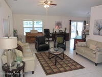 1422 Kaslo Circle