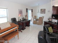 1422 Kaslo Circle