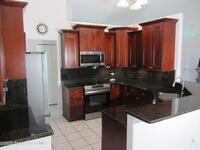 1422 Kaslo Circle
