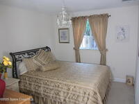 1422 Kaslo Circle