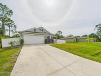 2515 Marquez Avenue