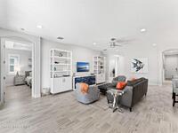 2715 Spur Drive