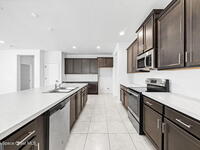 539 Balcom Terrace