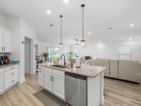 527 Glaspell Circle