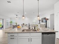 527 Glaspell Circle