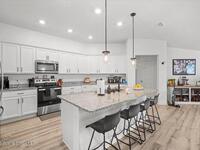 527 Glaspell Circle