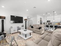 527 Glaspell Circle