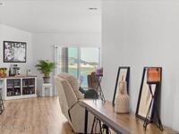 527 Glaspell Circle