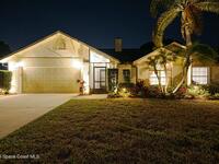 899 Wandering Pine Trail